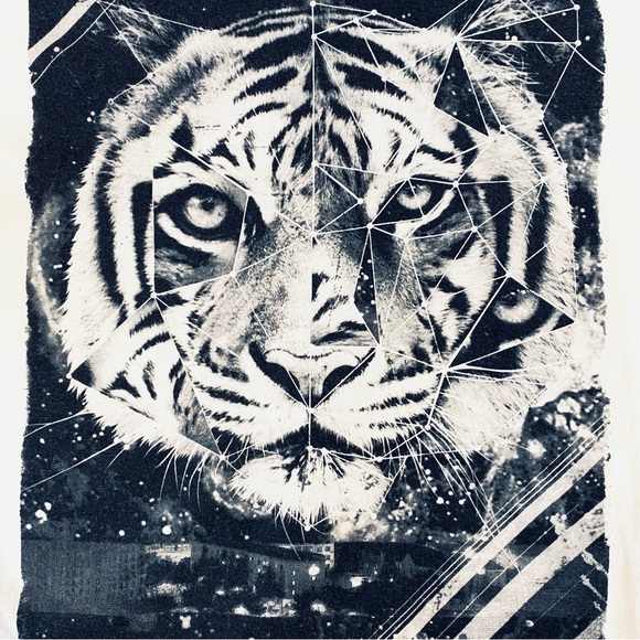 Empyre Surplus Co. Geometric Tiger graphic tee white L - Picture 2 of 5